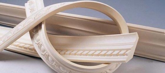 Flexible polyurethane skirting boards