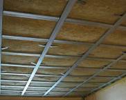 Ceiling insulation with mineral wool