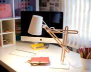 Desktop lamps