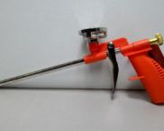 Polyurethane foam gun