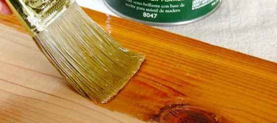 How to choose wood varnish